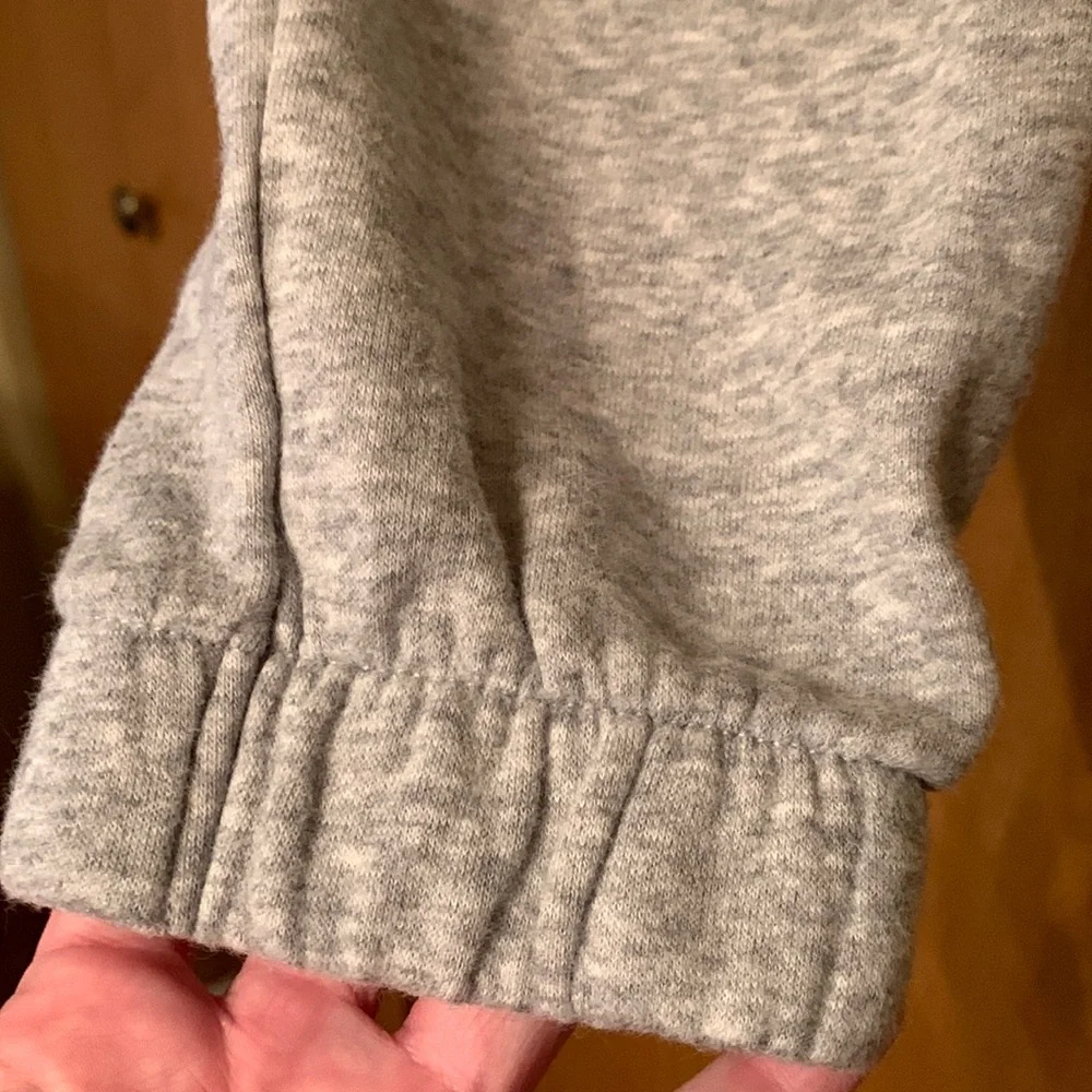 Carter’s Kids boy’s 8 heather gray DRAWSTRING MVP jogger fleecy soft inside EUC